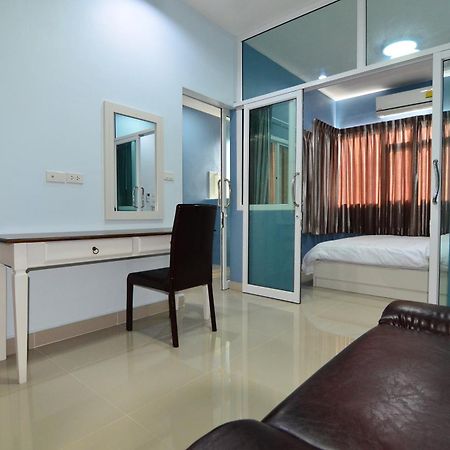 The Best Place Samut Prakan Exterior foto