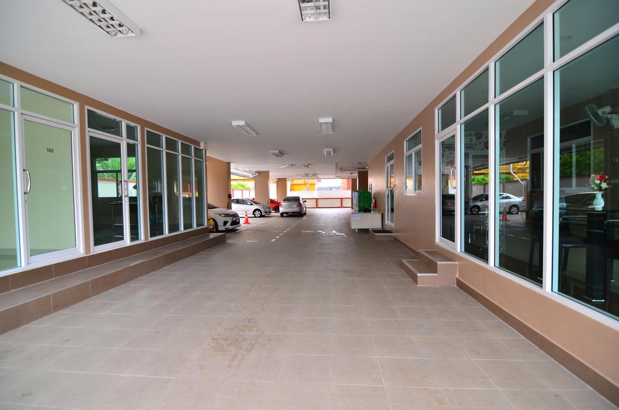 The Best Place Samut Prakan Exterior foto