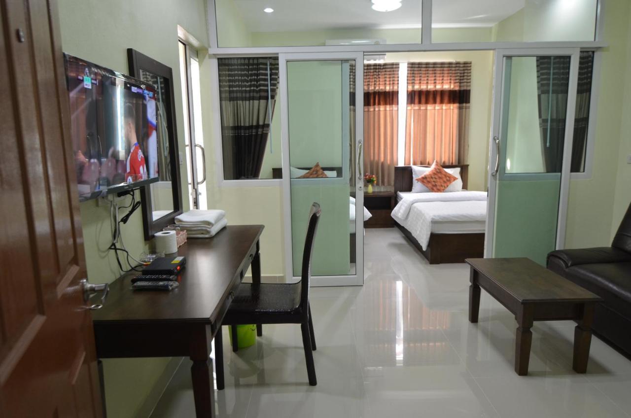 The Best Place Samut Prakan Exterior foto